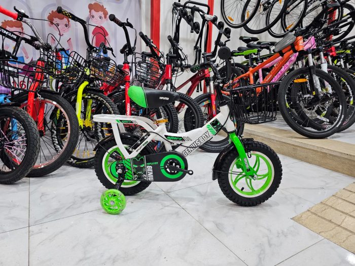 Genius Boy Kids Bike 12" - Image 4