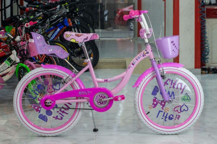 Minnie Kids Bike 20" - Image 2